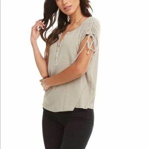 SALE Chaser NWT Ribbed Knit Henley Top Shirt Gray Cinched Shoulder/Sleeve M